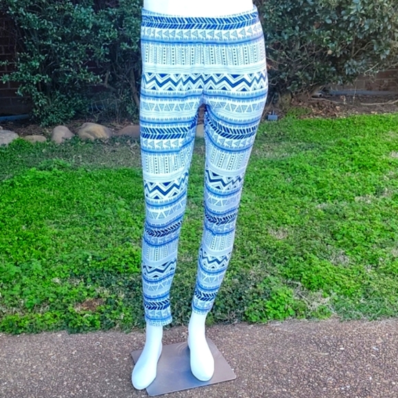 NEW SHEIN Geometric Print High Waist Leggings - Picture 3 of 17